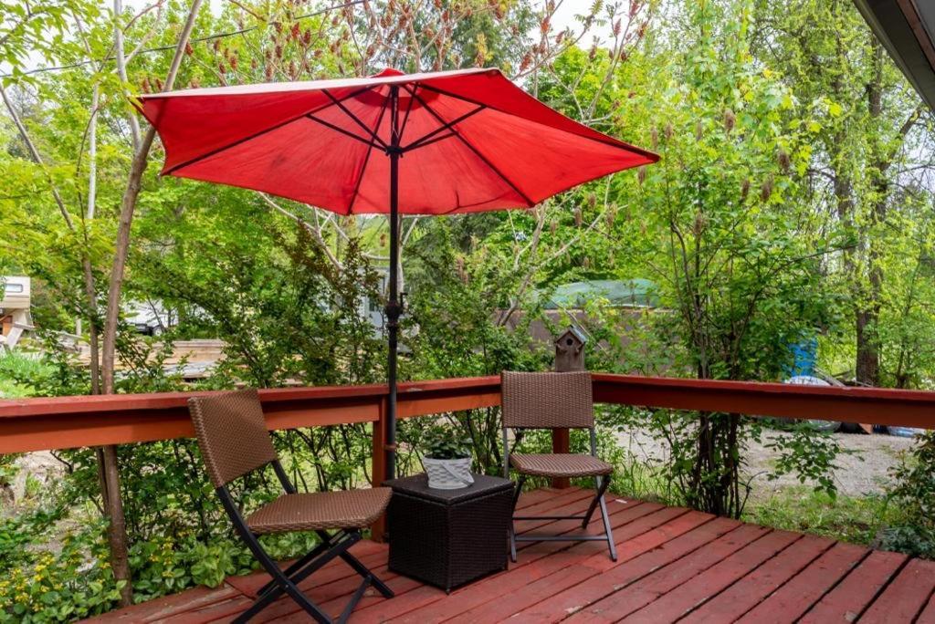 Barefoot Villas And Retreat Christina Lake Экстерьер фото
