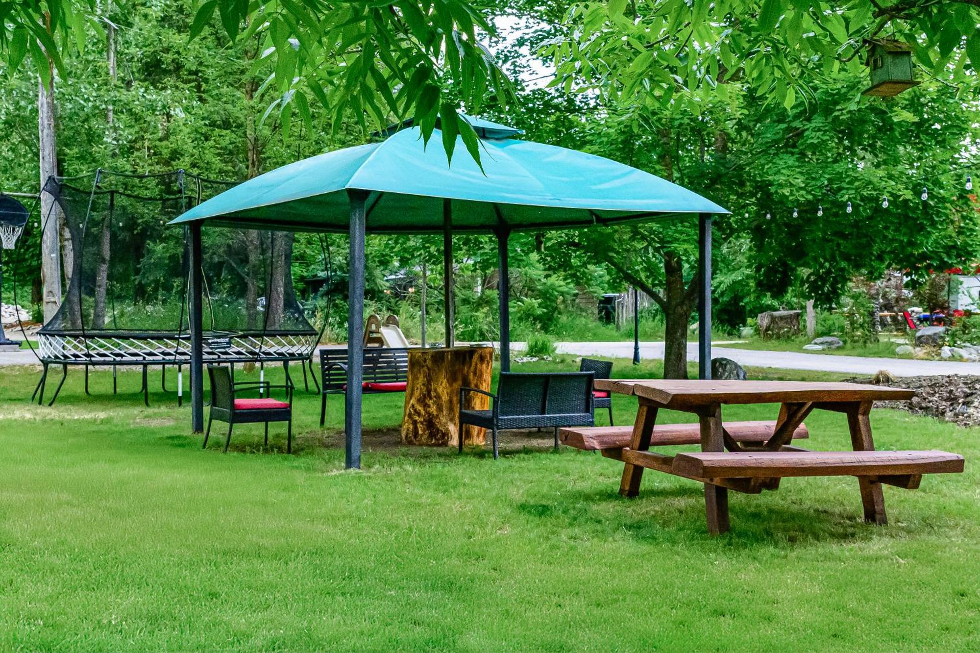 Barefoot Villas And Retreat Christina Lake Экстерьер фото
