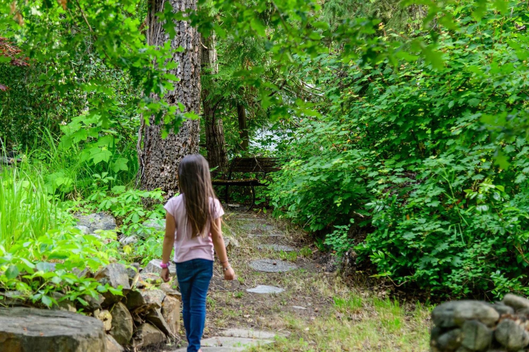 Barefoot Villas And Retreat Christina Lake Экстерьер фото