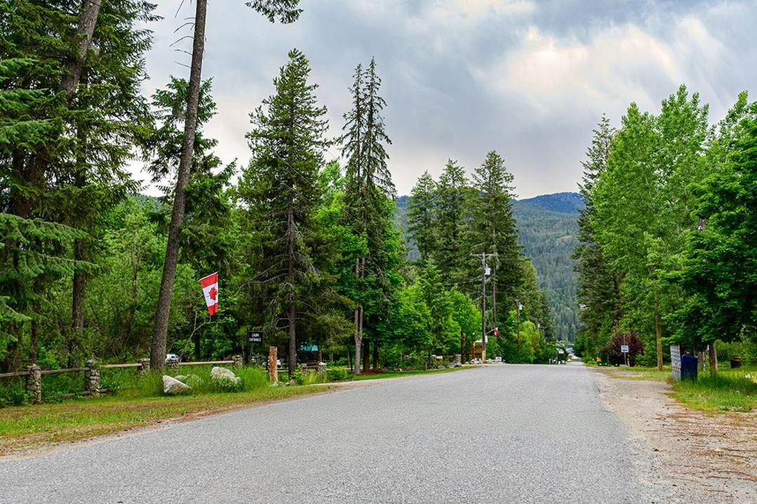 Barefoot Villas And Retreat Christina Lake Экстерьер фото